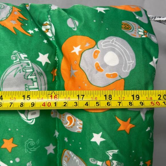 Devil Nut Under Red Flag Vest Jacket Size Medium polyester Green Teen - Picture 4 of 6